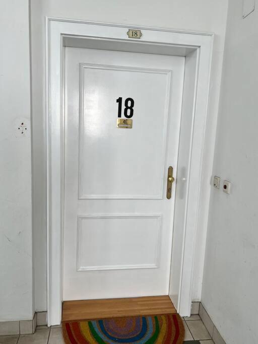 Gesamte Unterkunft Fuer 4 Top 18 Wien Exterior foto